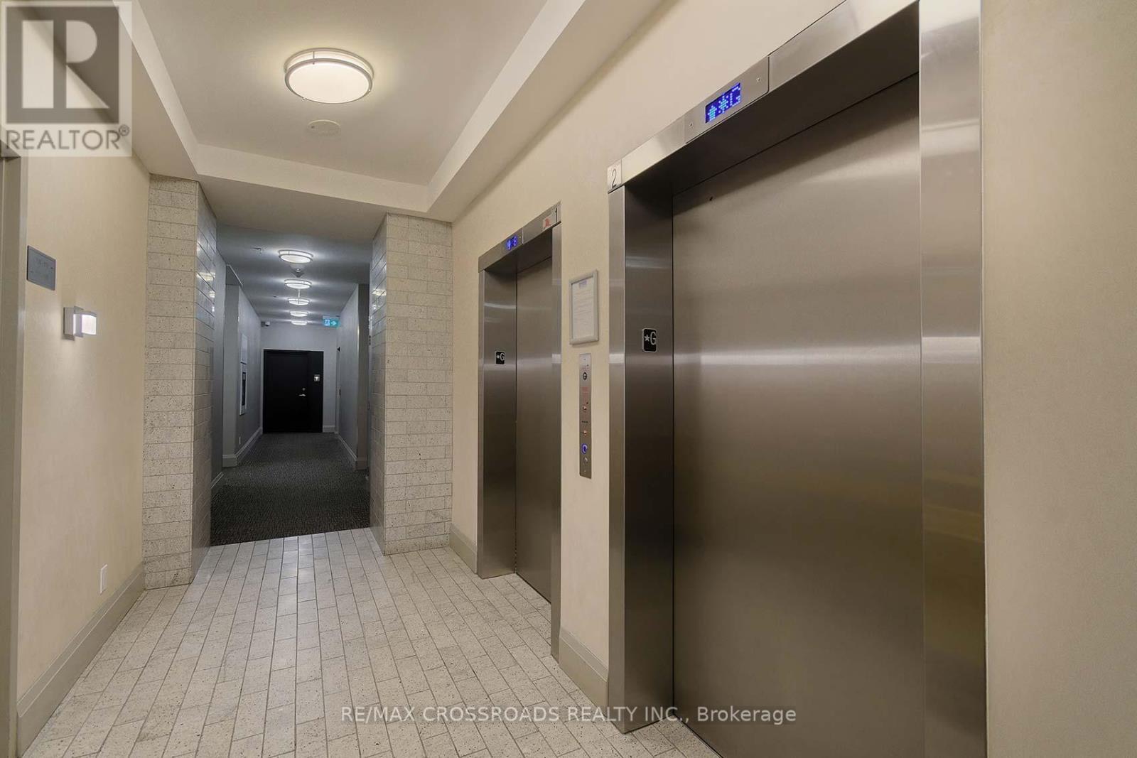 206 - 65 Yorkland Boulevard, Brampton, Ontario  L6P 4M5 - Photo 8 - W12890636