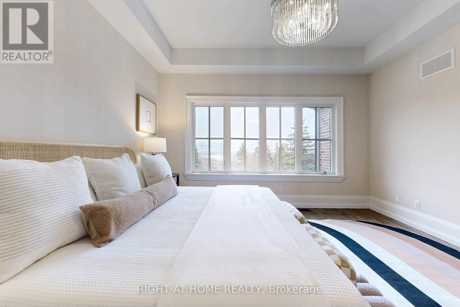 15 Davina Circle, Aurora (Aurora Estates), Ontario  L4G 0M2 - Photo 32 - N12890744