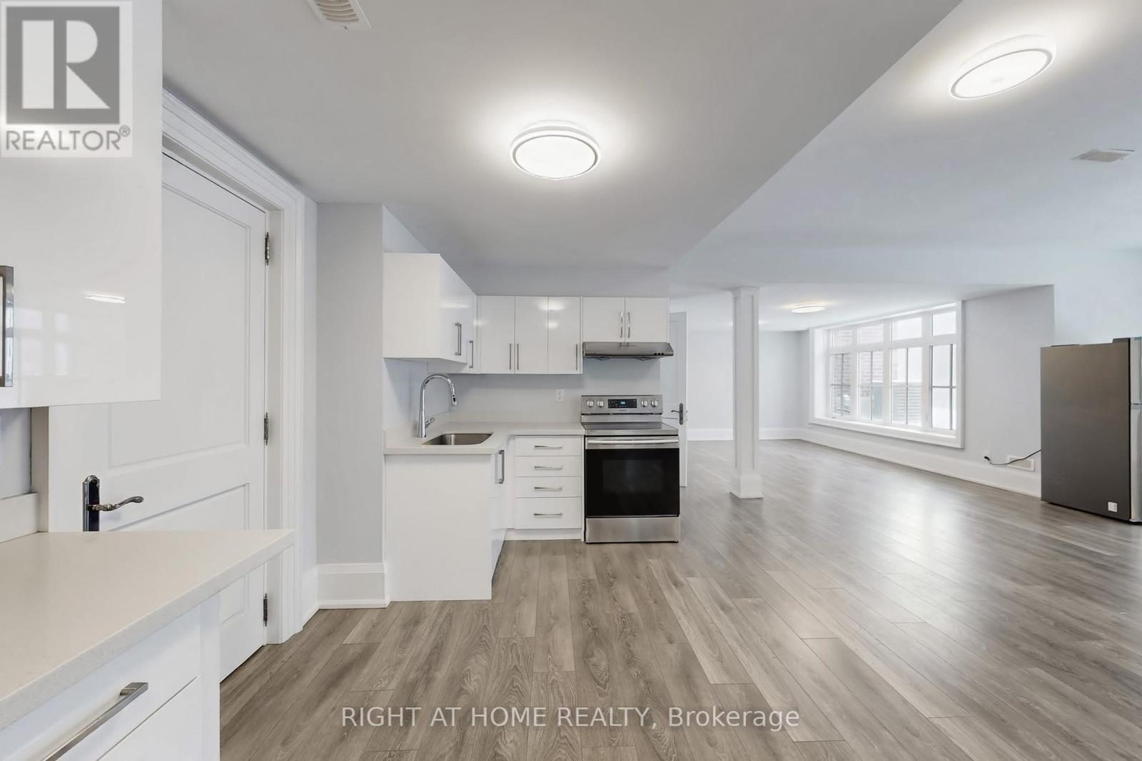 15 Davina Circle, Aurora (Aurora Estates), Ontario  L4G 0M2 - Photo 46 - N12890744