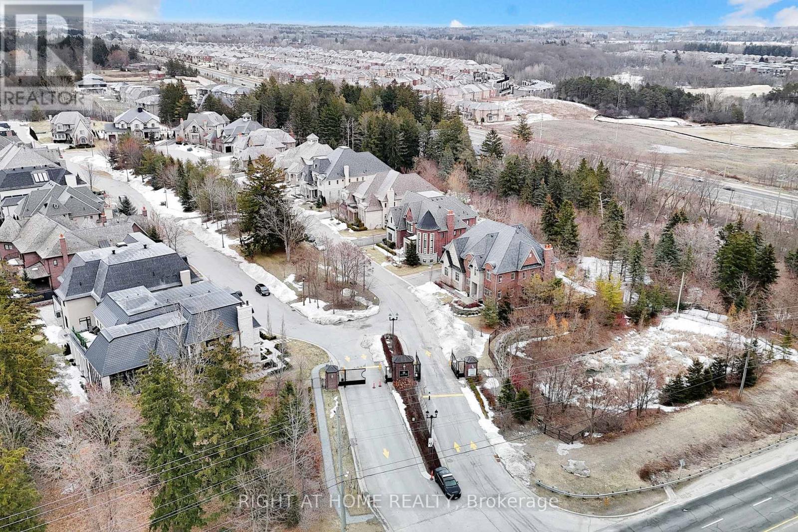 15 Davina Circle, Aurora (Aurora Estates), Ontario  L4G 0M2 - Photo 50 - N12890744