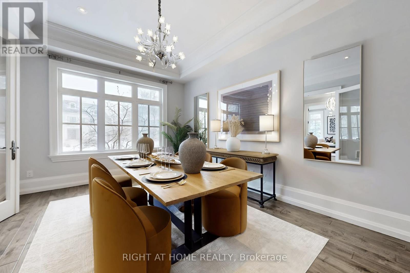 15 Davina Circle, Aurora (Aurora Estates), Ontario  L4G 0M2 - Photo 6 - N12890744