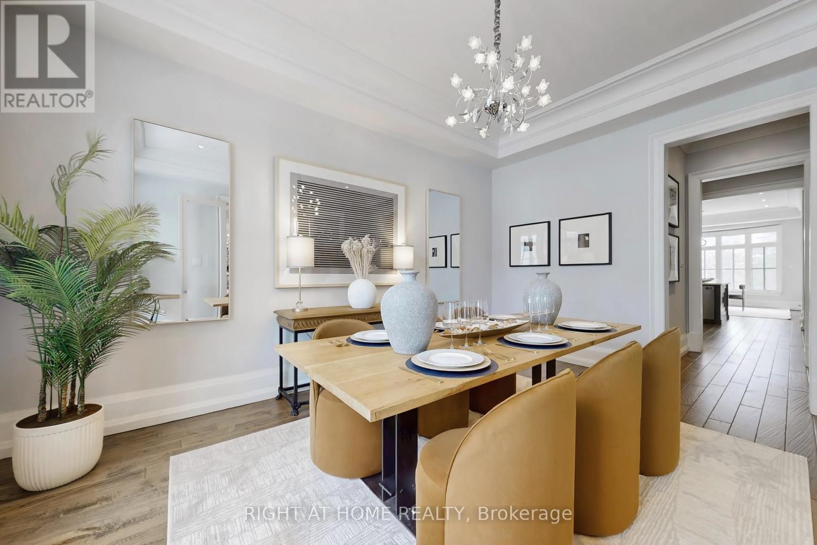 15 Davina Circle, Aurora (Aurora Estates), Ontario  L4G 0M2 - Photo 8 - N12890744