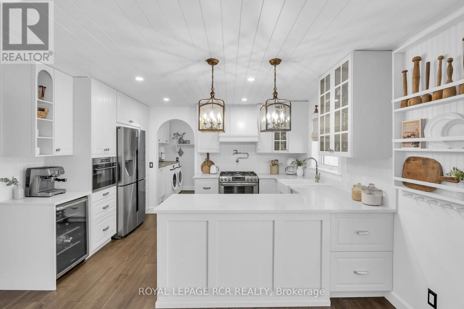 36 Marie Street, Georgina (Sutton & Jackson's Point), Ontario  L0E 1L0 - Photo 14 - N12890748