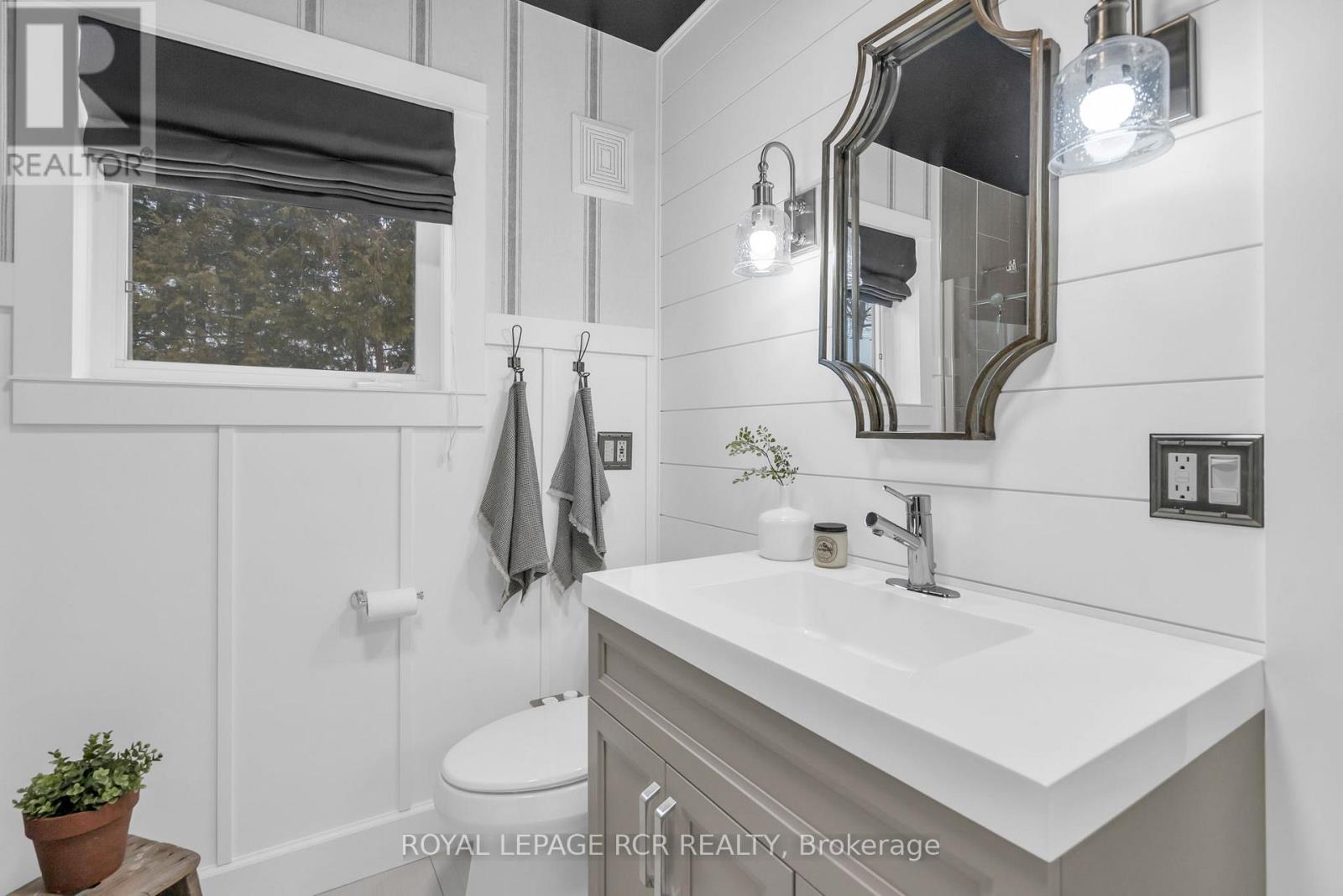 36 Marie Street, Georgina (Sutton & Jackson's Point), Ontario  L0E 1L0 - Photo 17 - N12890748