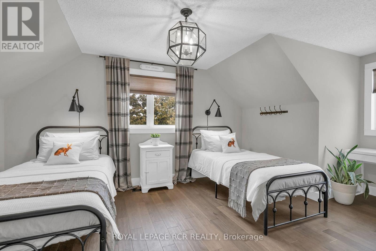 36 Marie Street, Georgina (Sutton & Jackson's Point), Ontario  L0E 1L0 - Photo 20 - N12890748