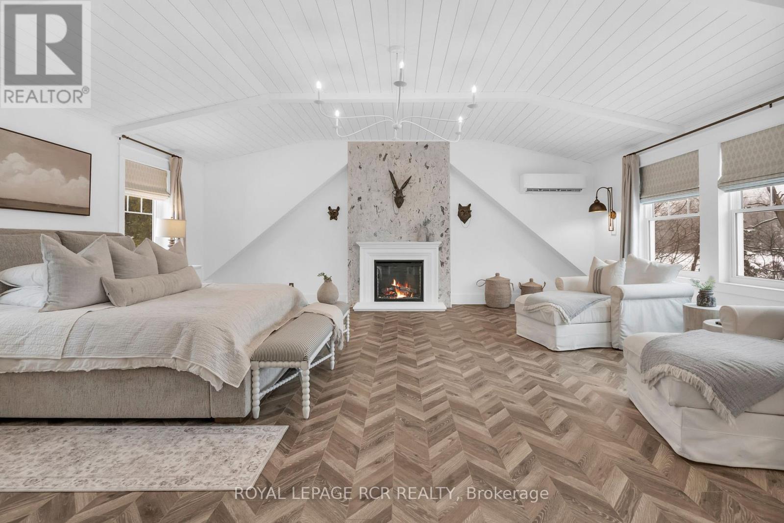 36 Marie Street, Georgina (Sutton & Jackson's Point), Ontario  L0E 1L0 - Photo 24 - N12890748