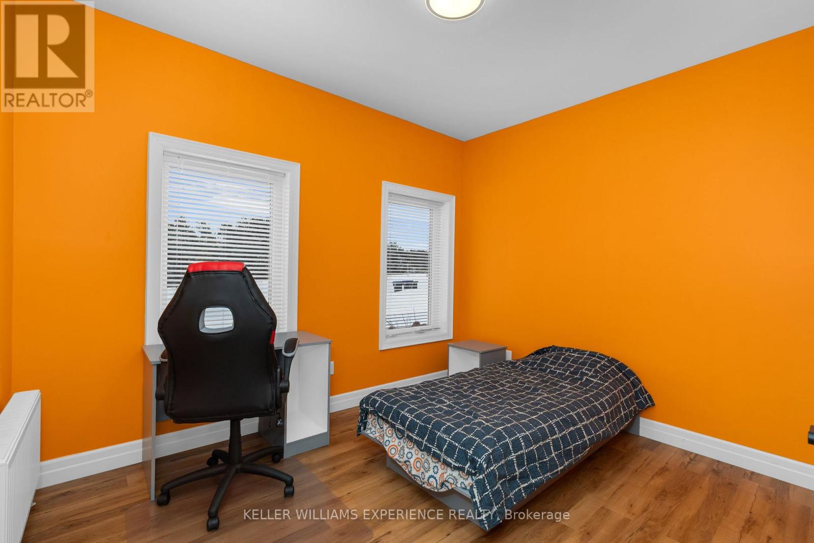 24 Rue Helene, Tiny (Lafontaine), Ontario  L9M 0H1 - Photo 8 - S12890738