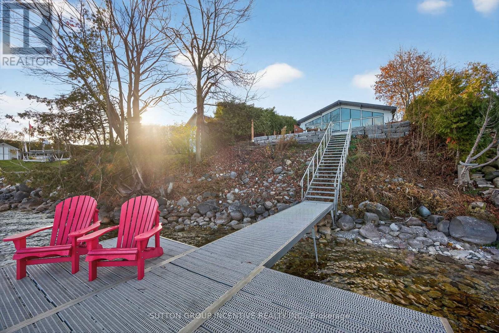 211 Moon Point Drive, Oro-Medonte, Ontario  L3V 6H1 - Photo 30 - S12890750