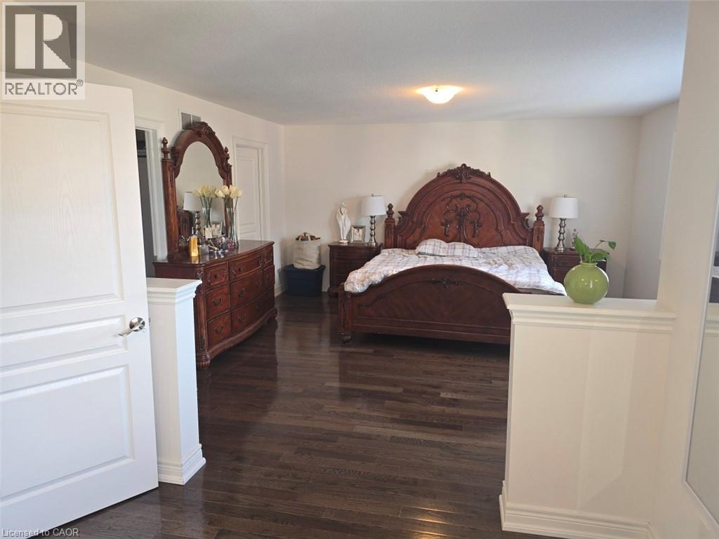 77 Eaglecrest Street, Kitchener, Ontario  N2K 4K1 - Photo 8 - 40792557