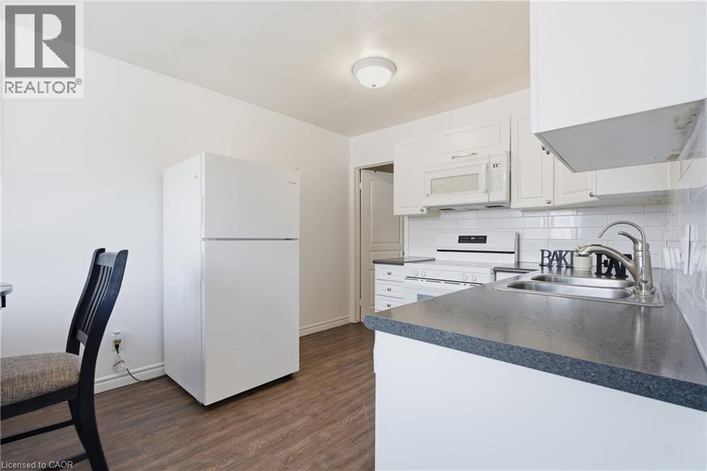 423 Westwood Drive Unit# 44, Kitchener, Ontario  N2M 5B5 - Photo 11 - 40812782