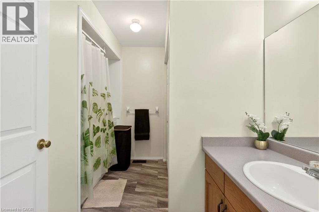 31 Kinross Street Unit# 1, Caledonia, Ontario  N3W 1J7 - Photo 30 - 40812443