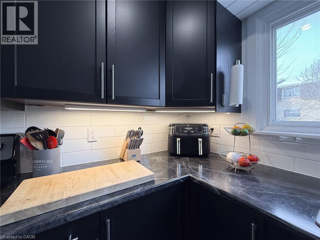 17 Melanie Crescent Unit# 17, Waterdown, Ontario  L0R 2H0 - Photo 14 - 40812398