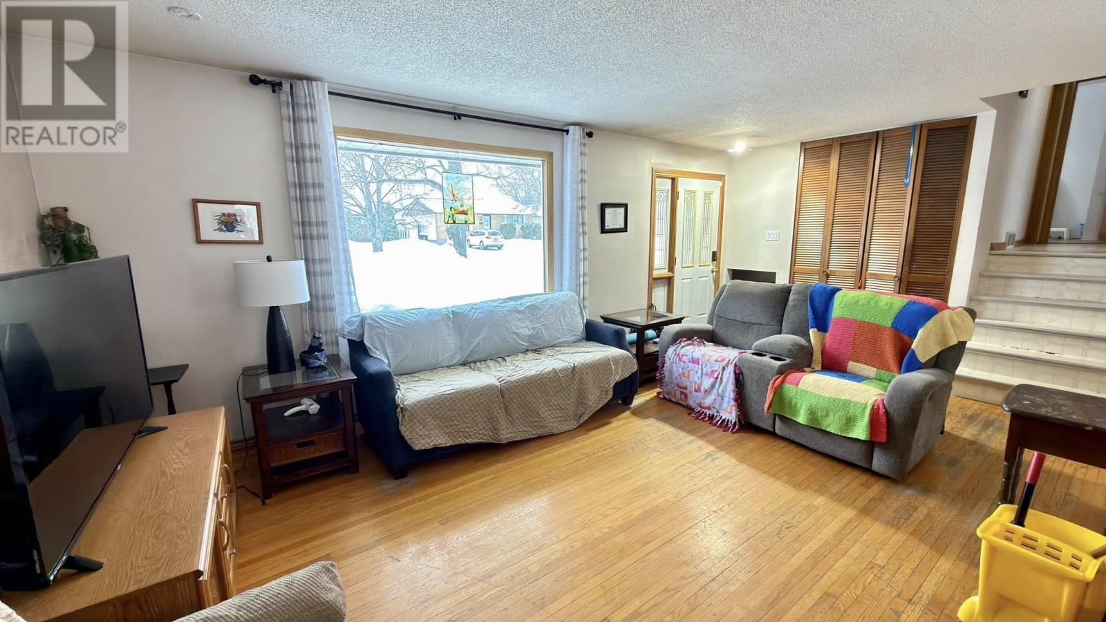 173 Hemlock Pl, Thunder Bay, Ontario  P7C 1W8 - Photo 2 - TB2600384