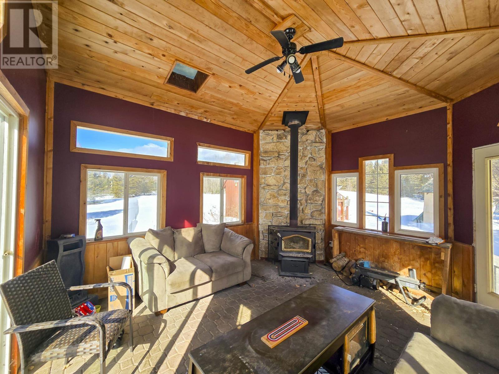 3162 Government Rd, Thunder Bay, Ontario  P7G 1V8 - Photo 37 - TB2600431