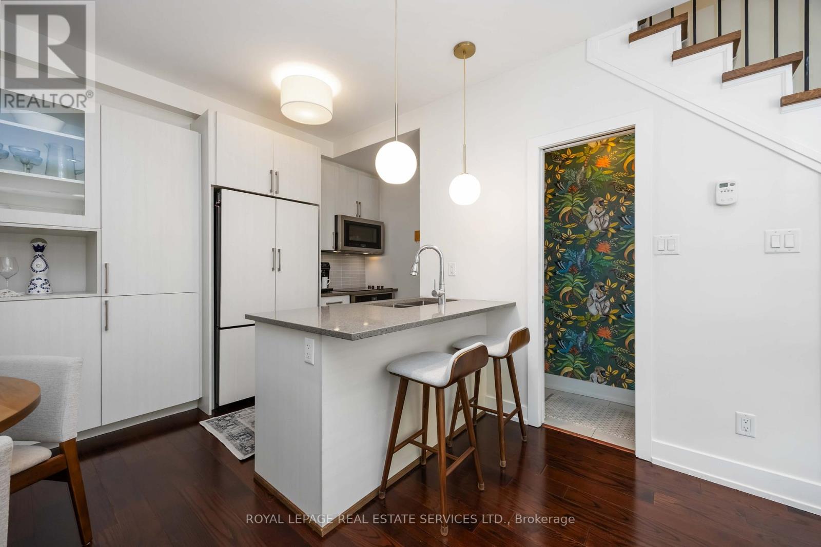 212 Brandon Avenue, Toronto, Ontario  M6H 0C5 - Photo 13 - W12890708