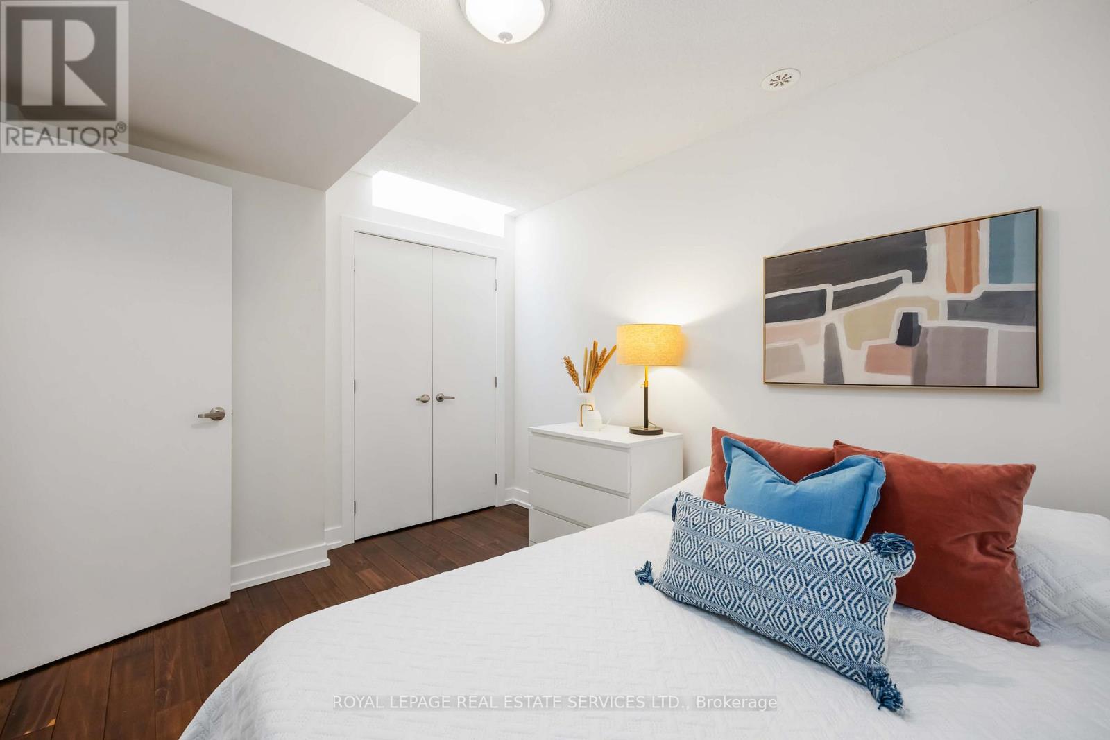 212 Brandon Avenue, Toronto, Ontario  M6H 0C5 - Photo 27 - W12890708