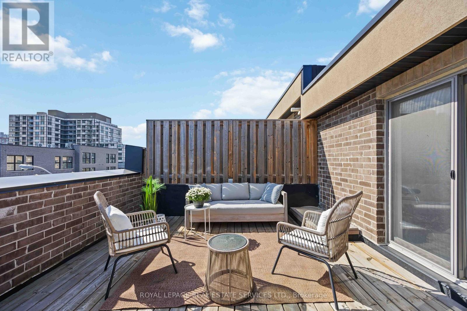 212 Brandon Avenue, Toronto, Ontario  M6H 0C5 - Photo 35 - W12890708