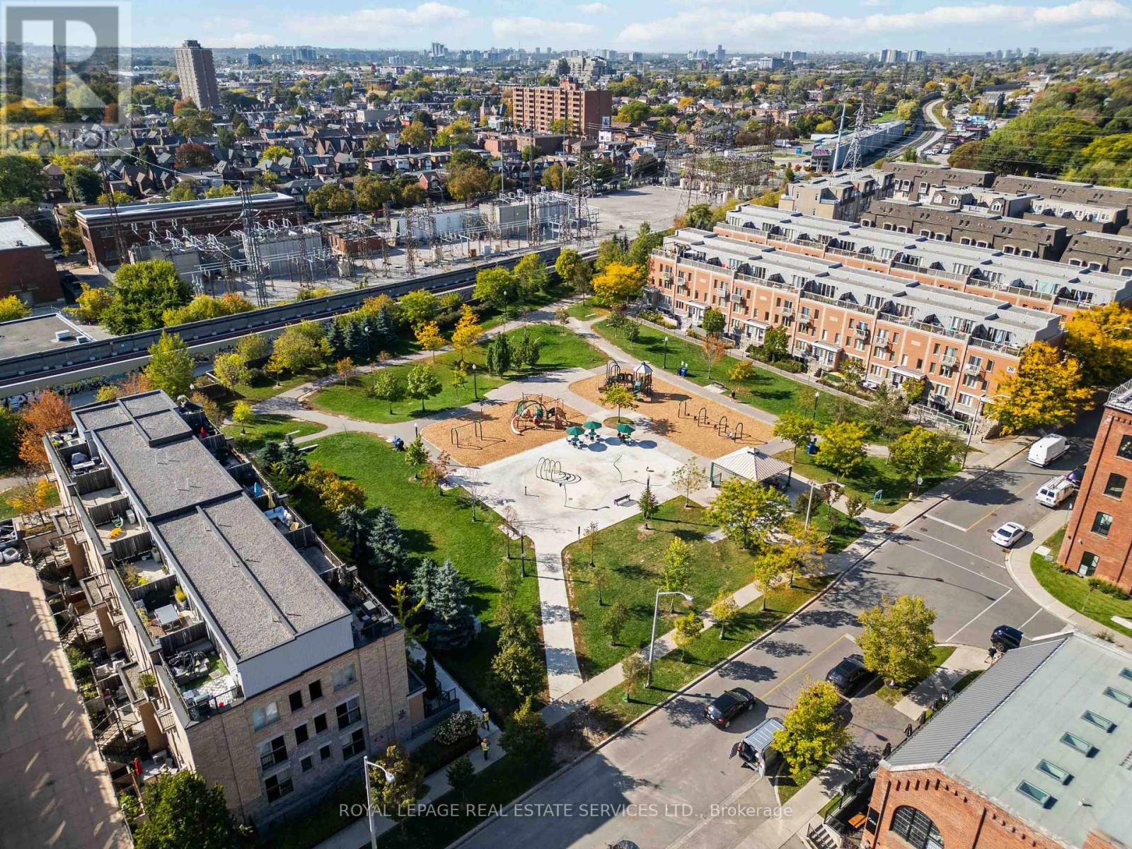 212 Brandon Avenue, Toronto, Ontario  M6H 0C5 - Photo 43 - W12890708