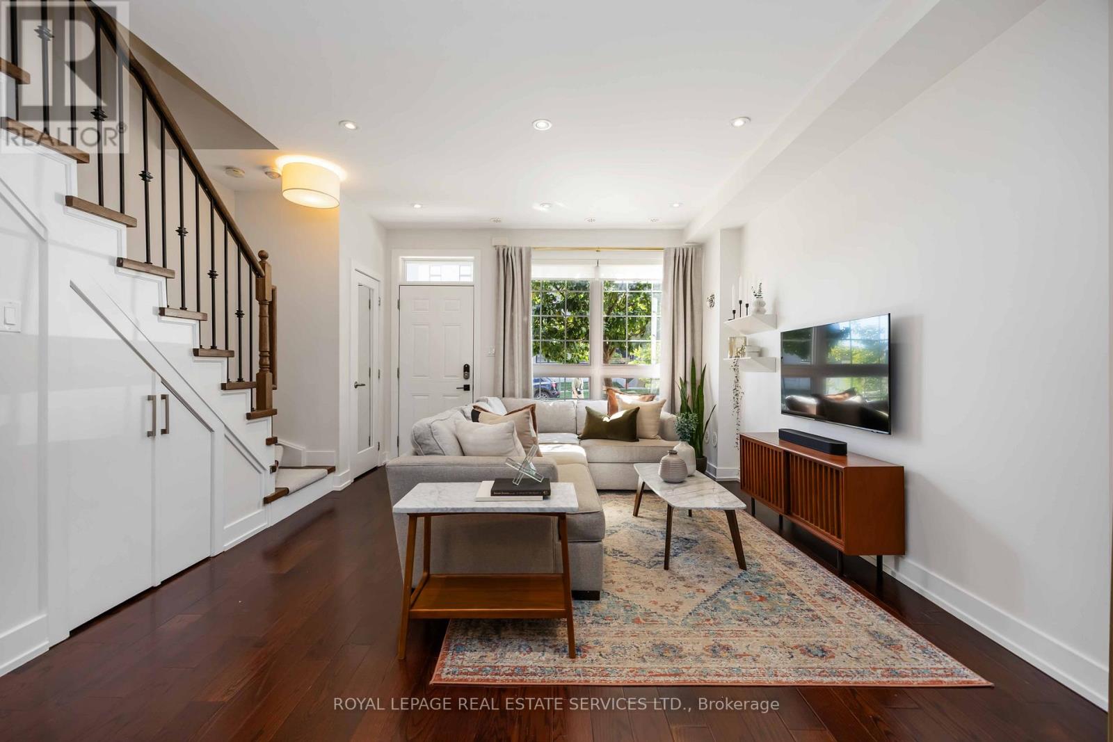 212 Brandon Avenue, Toronto, Ontario  M6H 0C5 - Photo 5 - W12890708