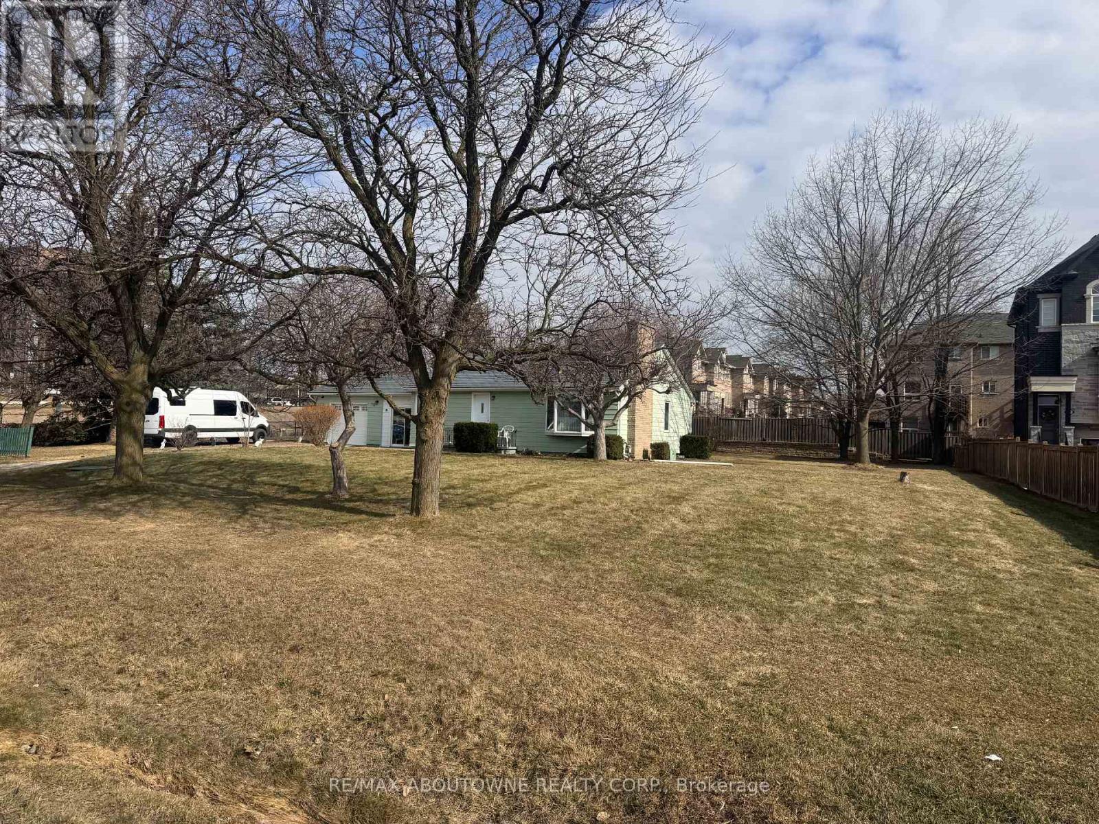 2317 Khalsa Gate, Oakville, Ontario  L6M 4J2 - Photo 2 - W12890722