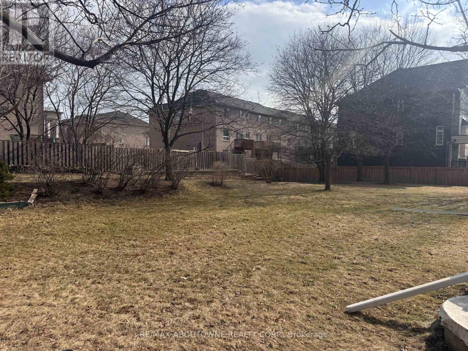 2317 Khalsa Gate, Oakville, Ontario  L6M 4J2 - Photo 6 - W12890722