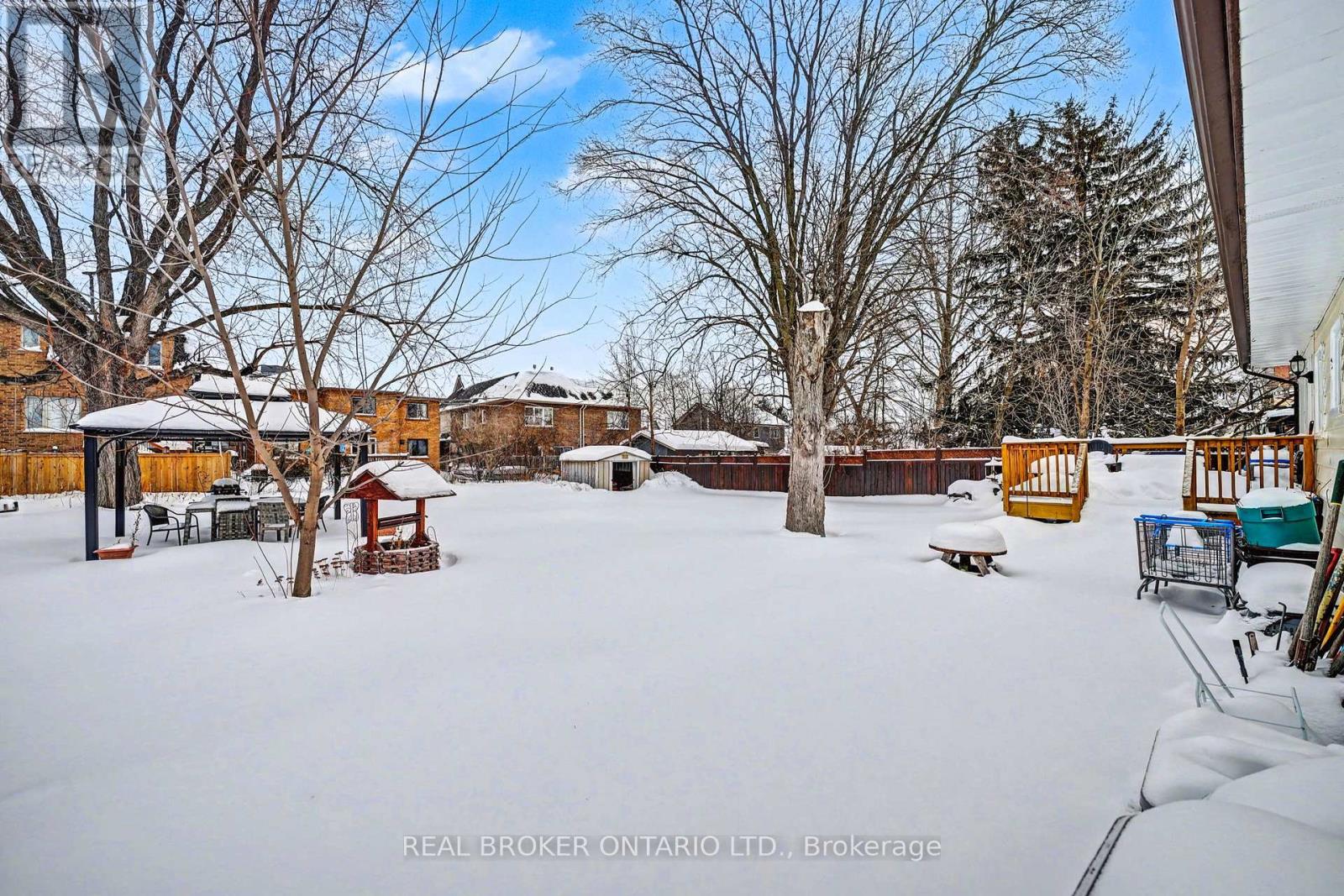 1069 Roosevelt Road, Mississauga, Ontario  L5G 3Y6 - Photo 8 - W12890760