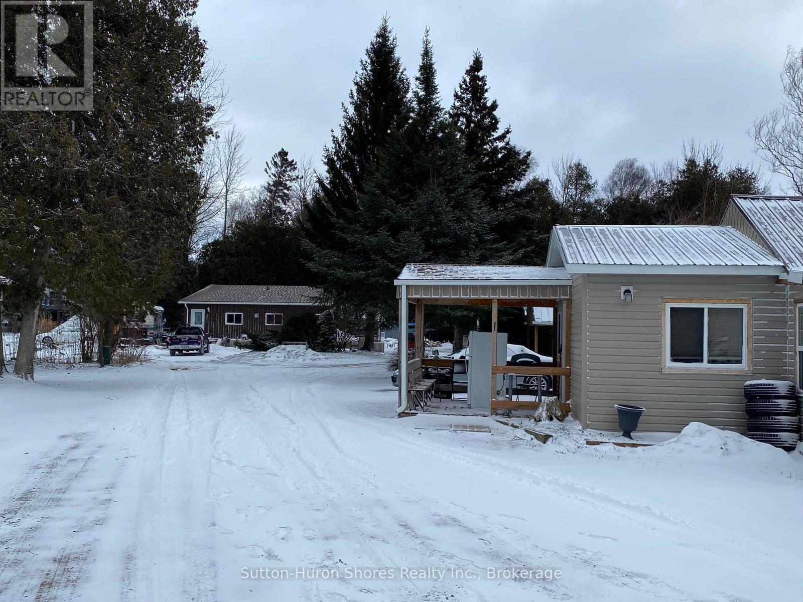 95 Mcvicar Street, Saugeen Shores, Ontario  N0H 2C0 - Photo 13 - X12888428