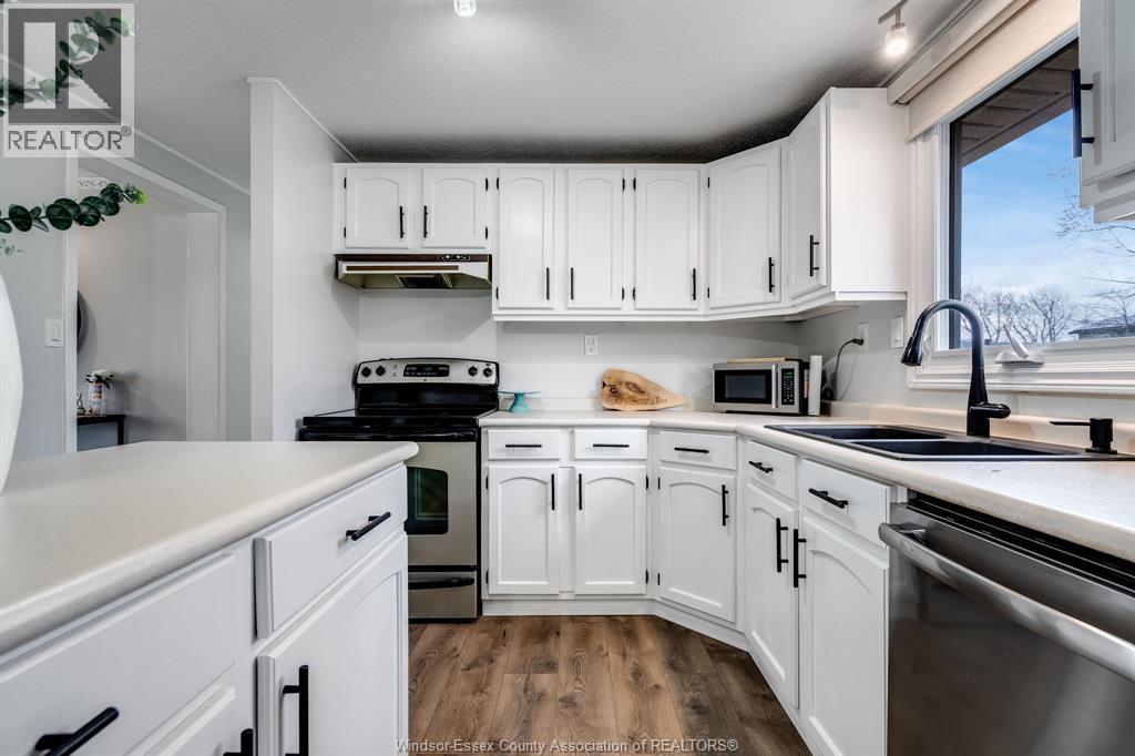 659 Henry, Belle River, Ontario  N0R 1A0 - Photo 10 - 26005552