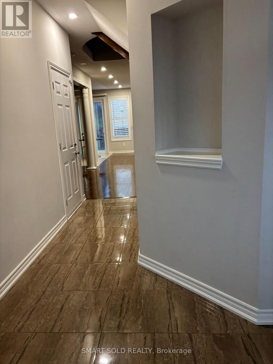 50 Brumstead Drive, Richmond Hill, Ontario  L4E 0C5 - Photo 4 - N12889602