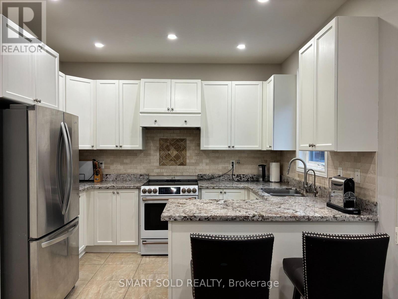 50 Brumstead Drive, Richmond Hill, Ontario  L4E 0C5 - Photo 10 - N12889602