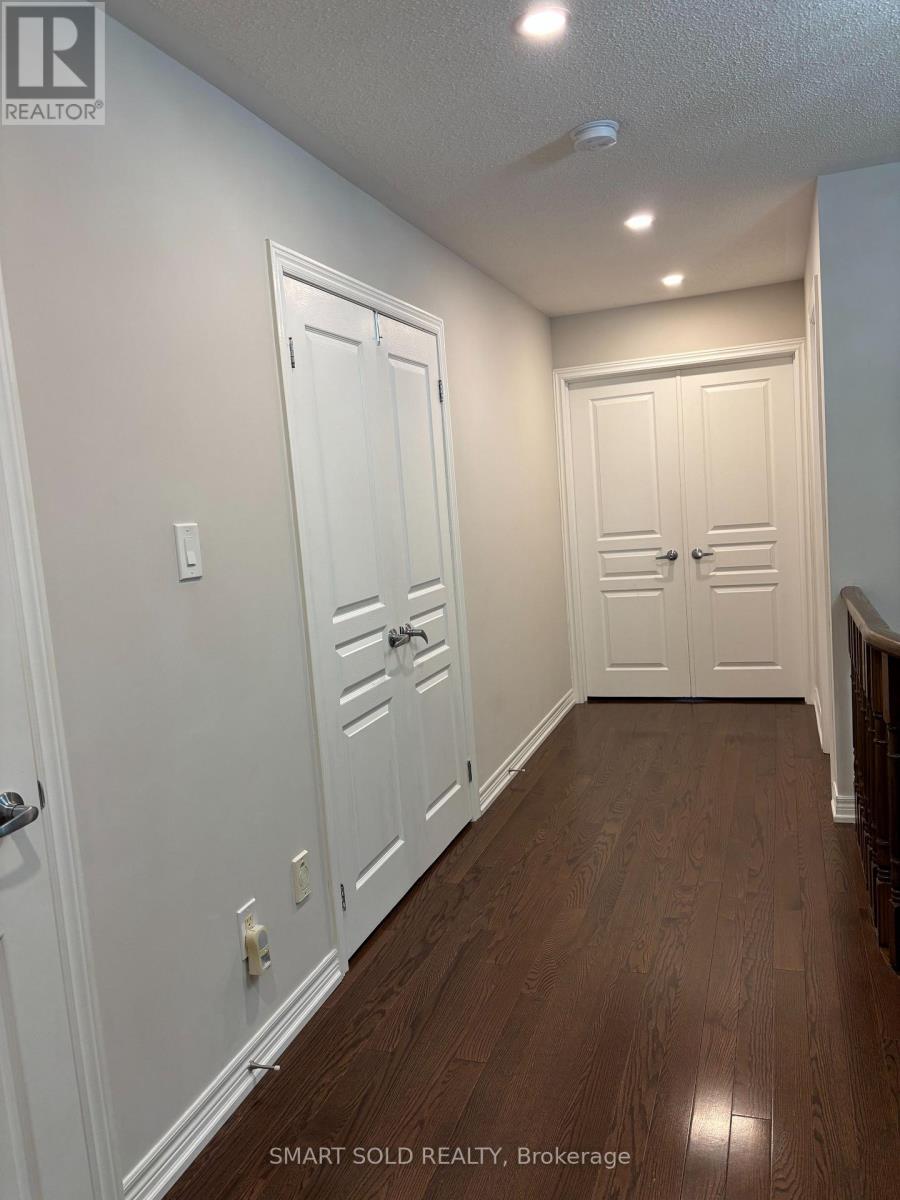 50 Brumstead Drive, Richmond Hill, Ontario  L4E 0C5 - Photo 6 - N12889602