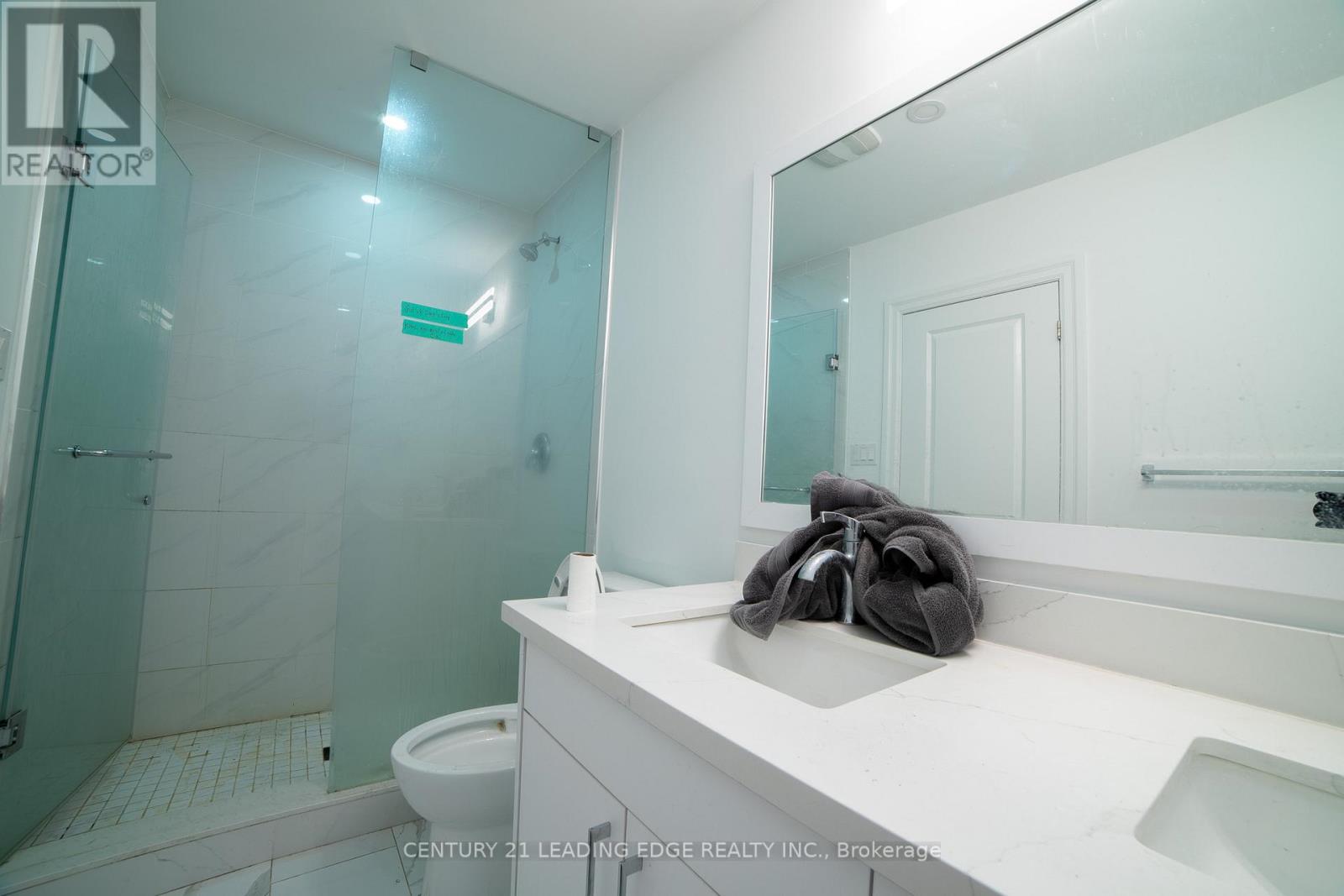 34 Petiole Road, Toronto, Ontario  M3N 2B4 - Photo 11 - W12887406