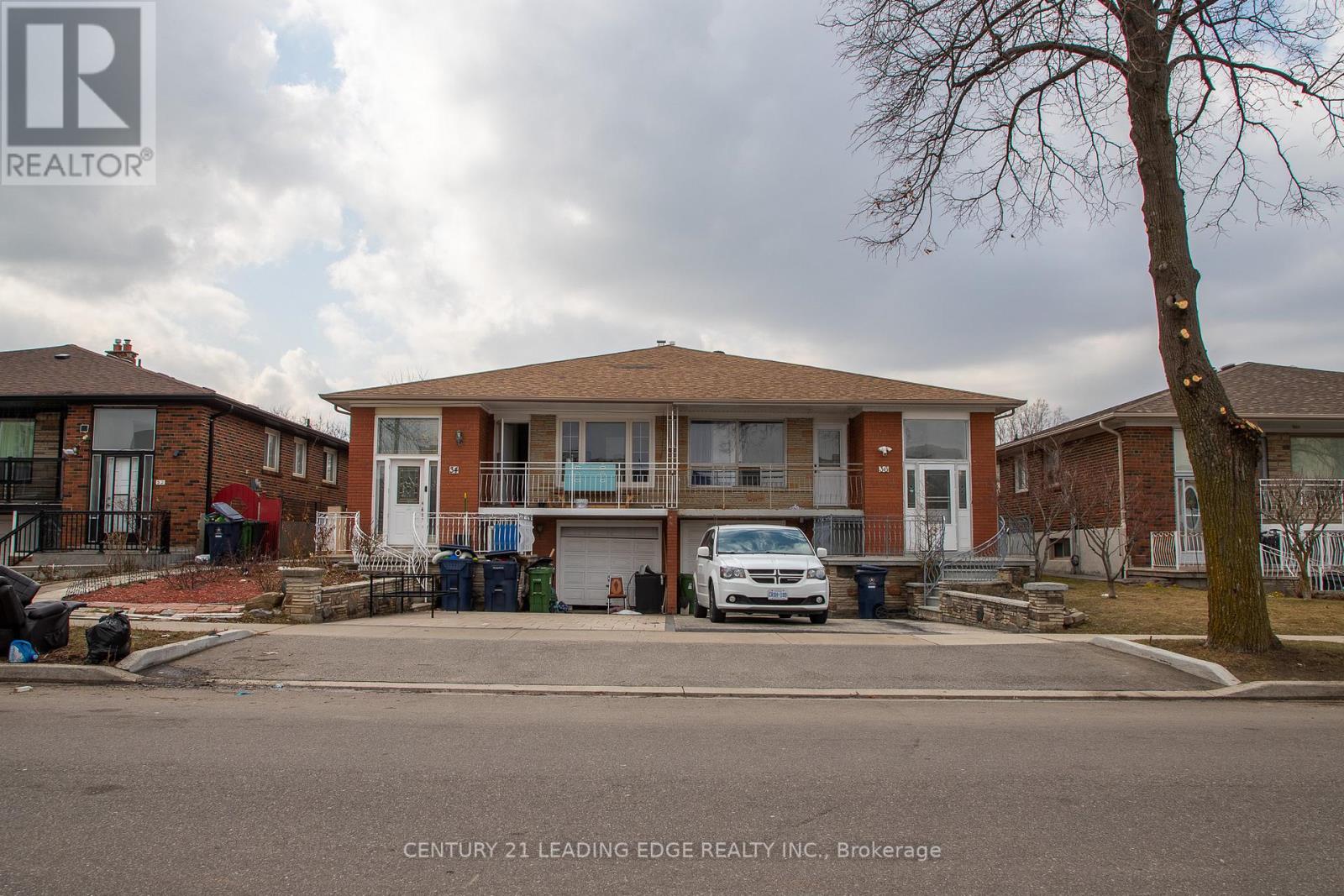 34 PETIOLE ROAD, Toronto, Ontario