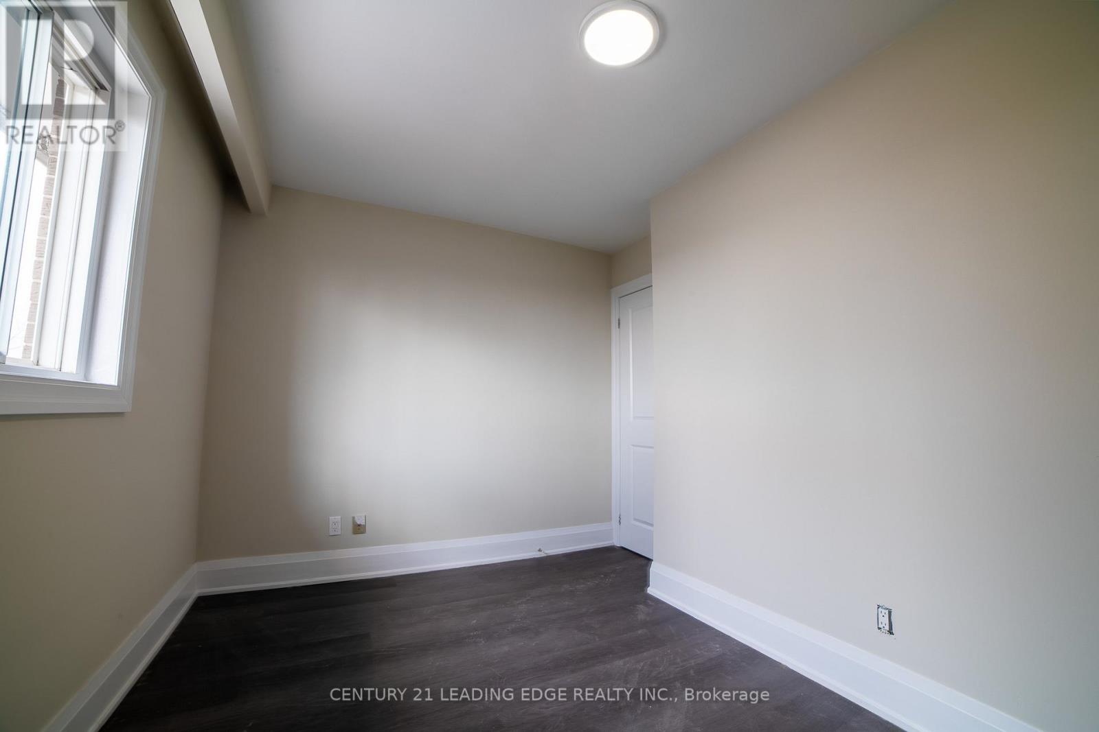 34 Petiole Road, Toronto, Ontario  M3N 2B4 - Photo 14 - W12887406