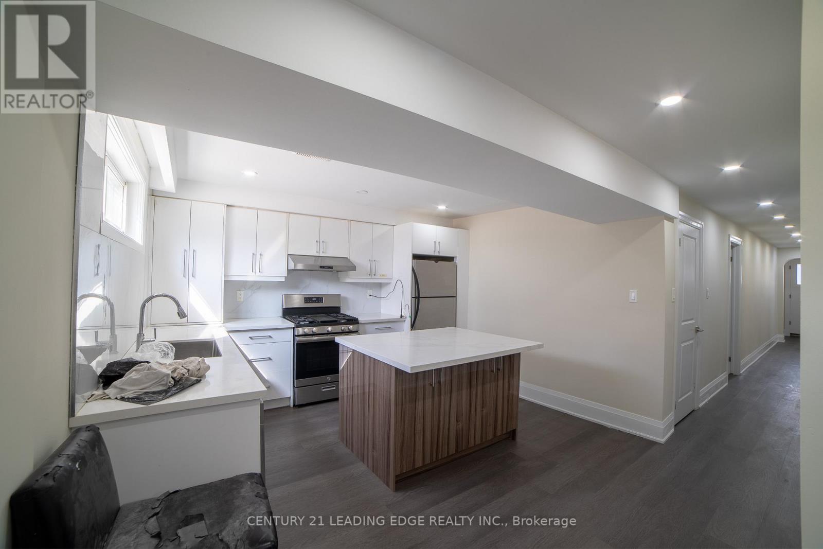 34 Petiole Road, Toronto, Ontario  M3N 2B4 - Photo 23 - W12887406