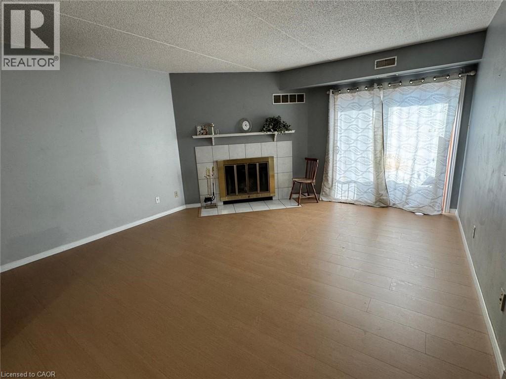 3085 Kingsway Drive Unit# 6, Kitchener, Ontario  N2C 2P1 - Photo 7 - 40793664