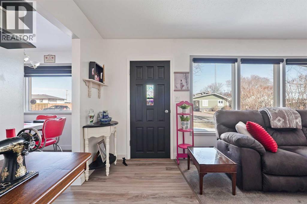 119 8 Avenue E, Bow Island, Alberta  T0K 0G0 - Photo 14 - A2292305