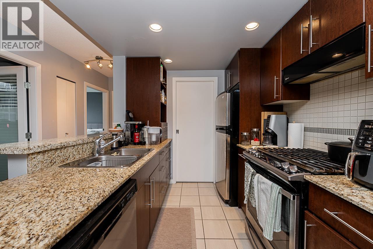 301 583 Beach Crescent, Vancouver, British Columbia  V6Z 3E6 - Photo 19 - R3100235