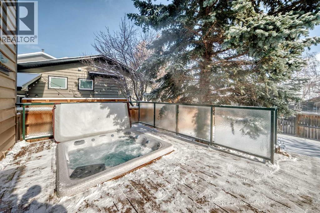 227 Coachwood Crescent Sw, Calgary, Alberta  T3H 1E7 - Photo 37 - A2293769