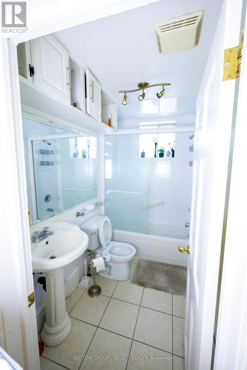 552 Adelaide Street N, London East, Ontario  N6B 3J5 - Photo 24 - X12890858