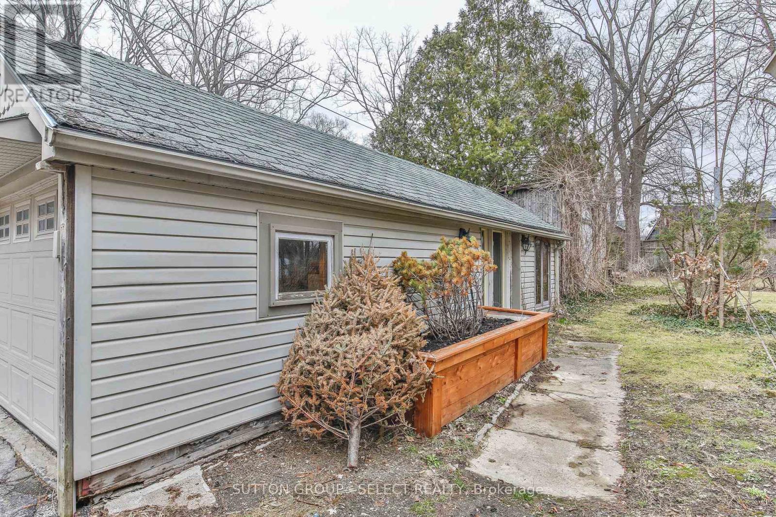 10 Orchard Street, London South, Ontario  N6J 2R3 - Photo 27 - X12891088