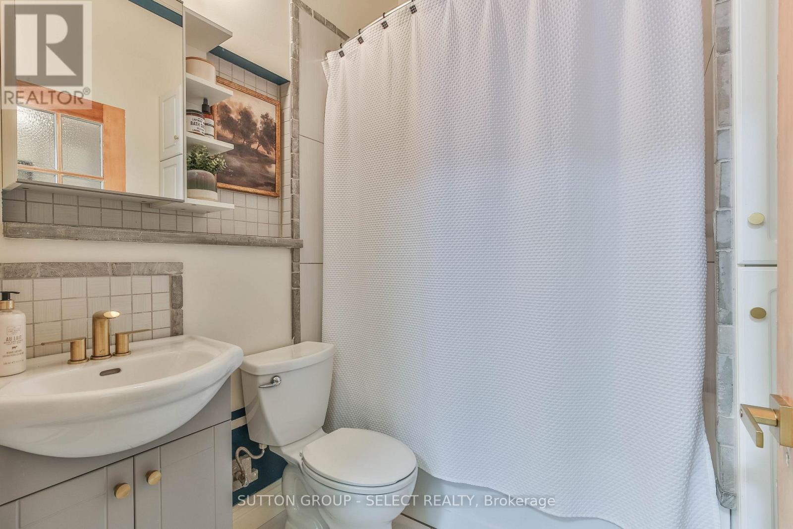 10 Orchard Street, London South, Ontario  N6J 2R3 - Photo 7 - X12891088