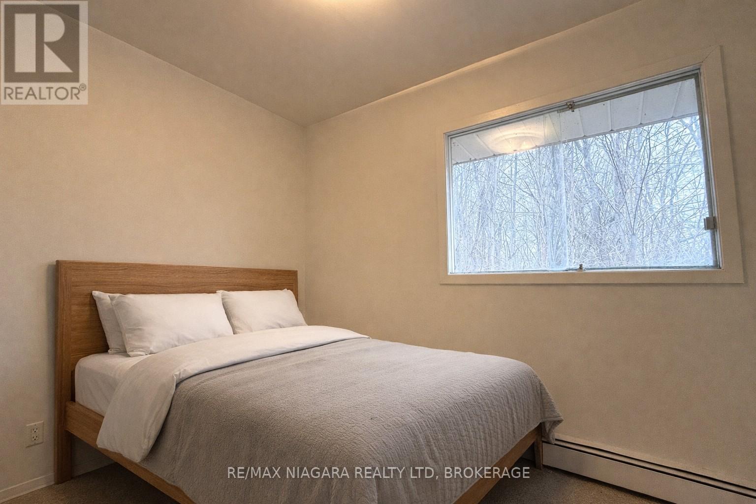 1544 Stockton Lane, Fort Erie, Ontario  L2A 6M8 - Photo 9 - X12873920