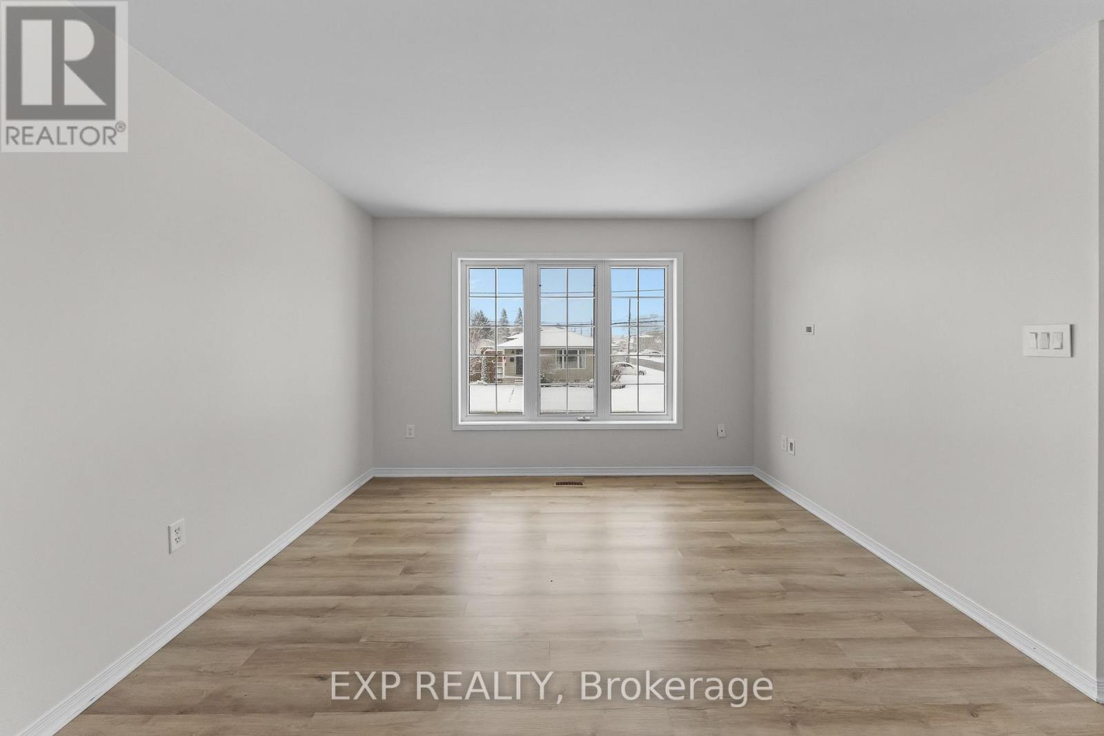 4688 Lee Avenue, Niagara Falls, Ontario  L2H 1M8 - Photo 9 - X12890942