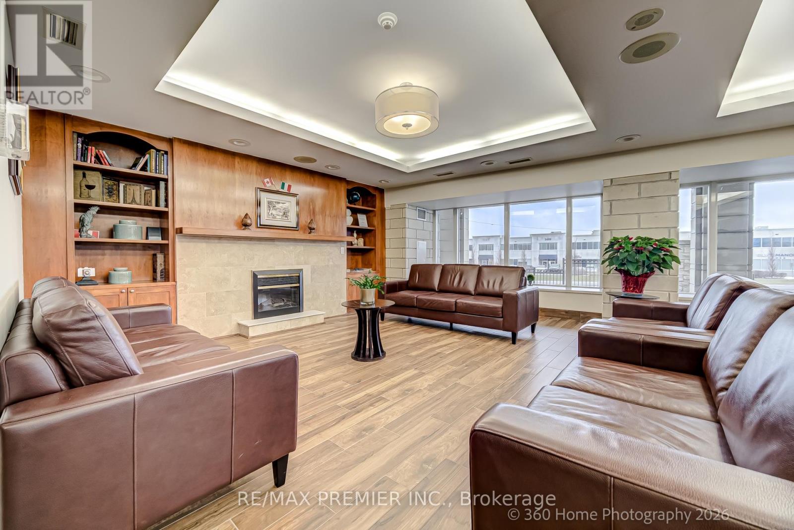 311 - 2500 Rutherford Road, Vaughan (Maple), Ontario  L4K 2N8 - Photo 4 - N12889578