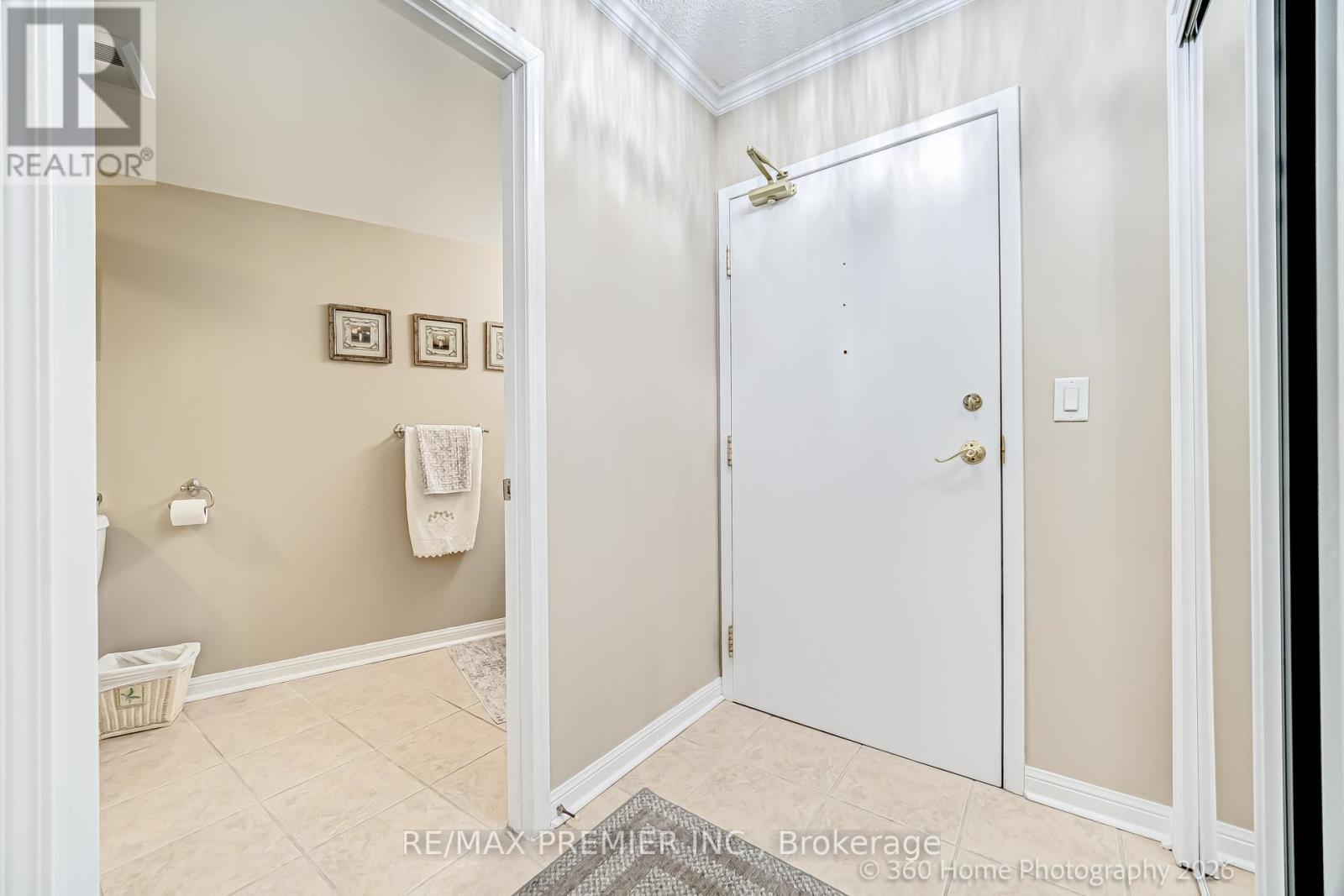 311 - 2500 Rutherford Road, Vaughan (Maple), Ontario  L4K 2N8 - Photo 7 - N12889578