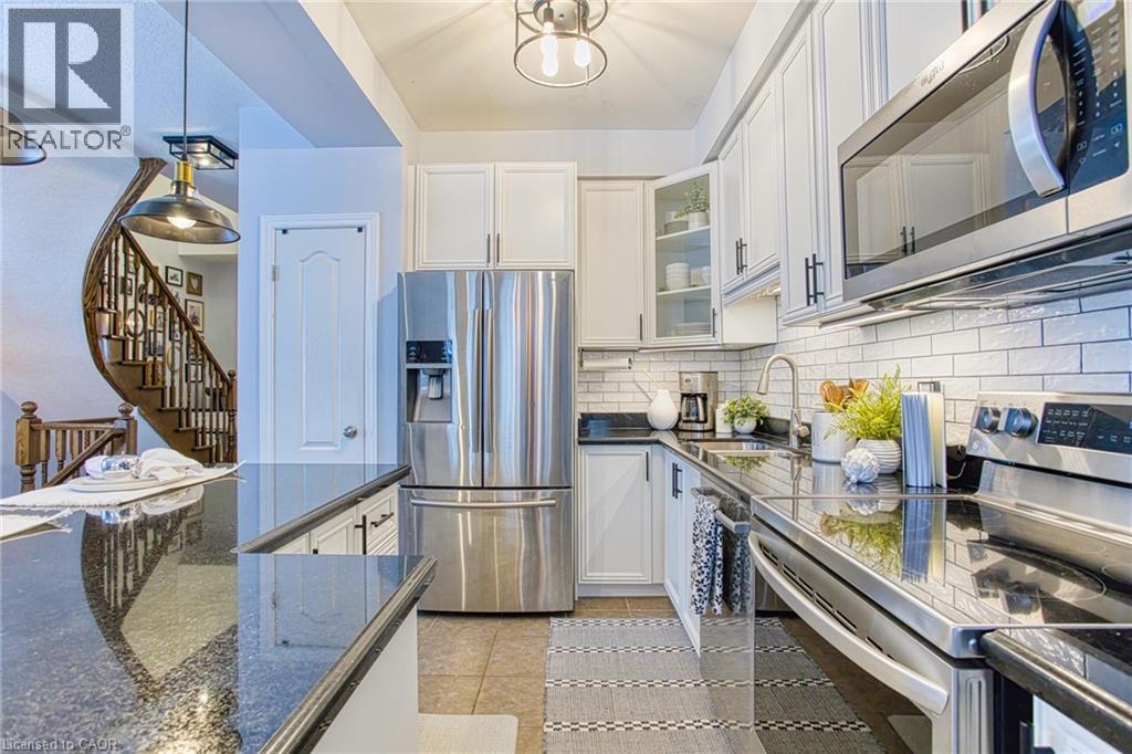 114 Marina Point Crescent, Stoney Creek, Ontario  L8E 0E4 - Photo 13 - 40812692