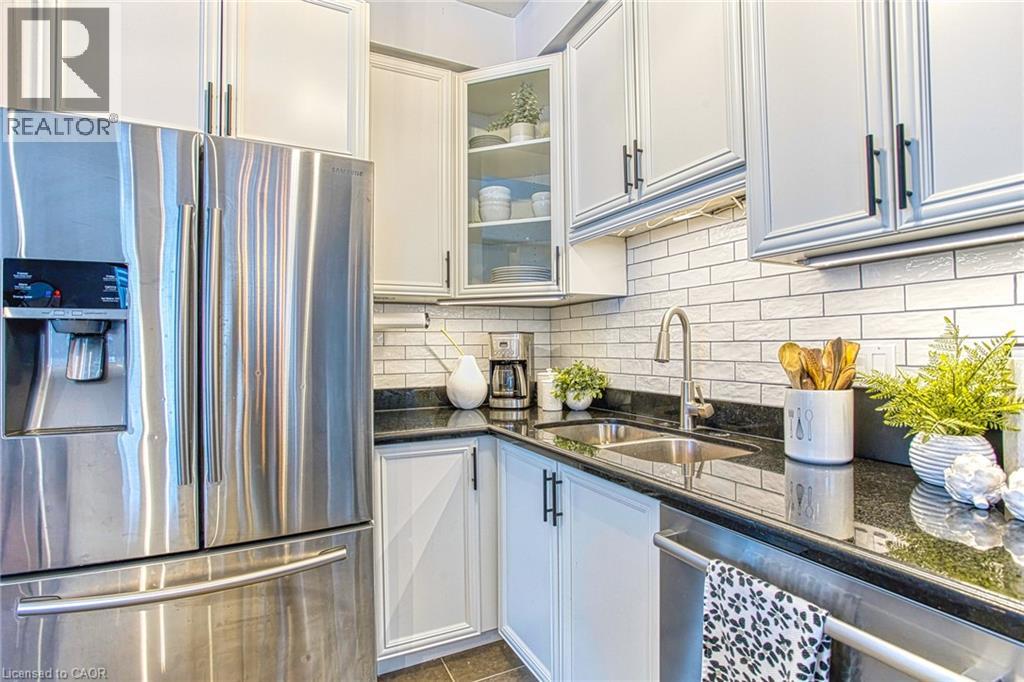 114 Marina Point Crescent, Stoney Creek, Ontario  L8E 0E4 - Photo 15 - 40812692