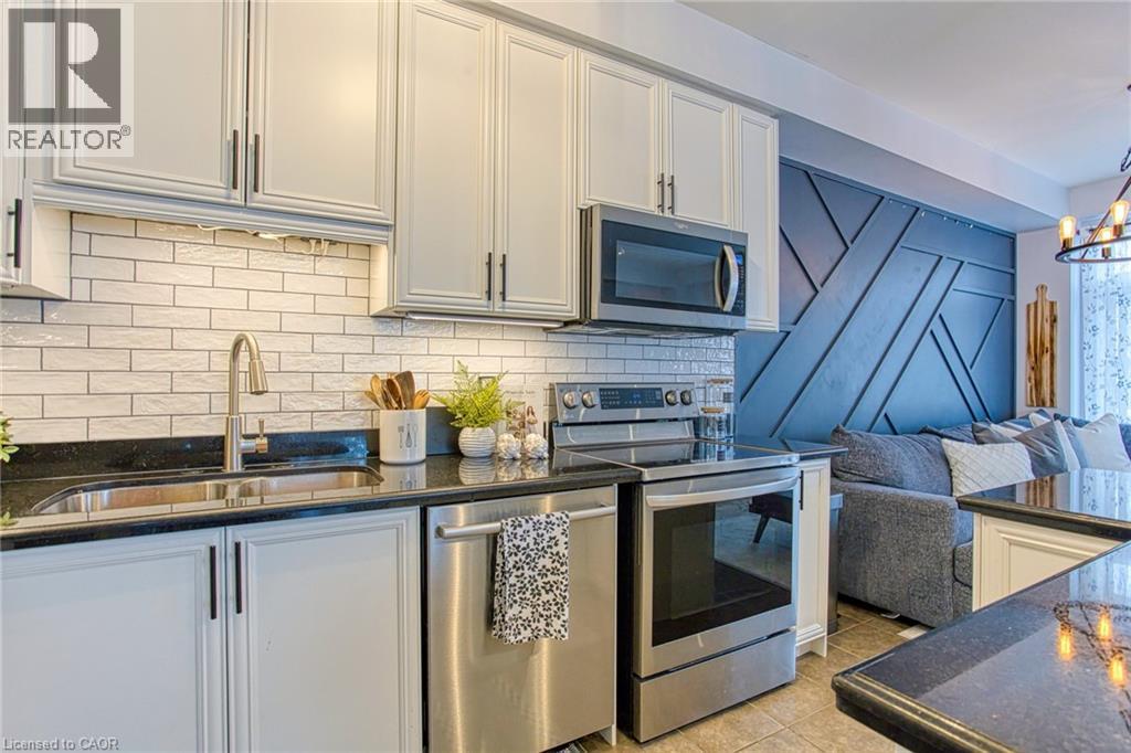 114 Marina Point Crescent, Stoney Creek, Ontario  L8E 0E4 - Photo 16 - 40812692