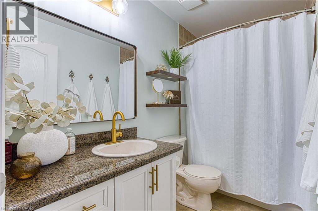 114 Marina Point Crescent, Stoney Creek, Ontario  L8E 0E4 - Photo 25 - 40812692